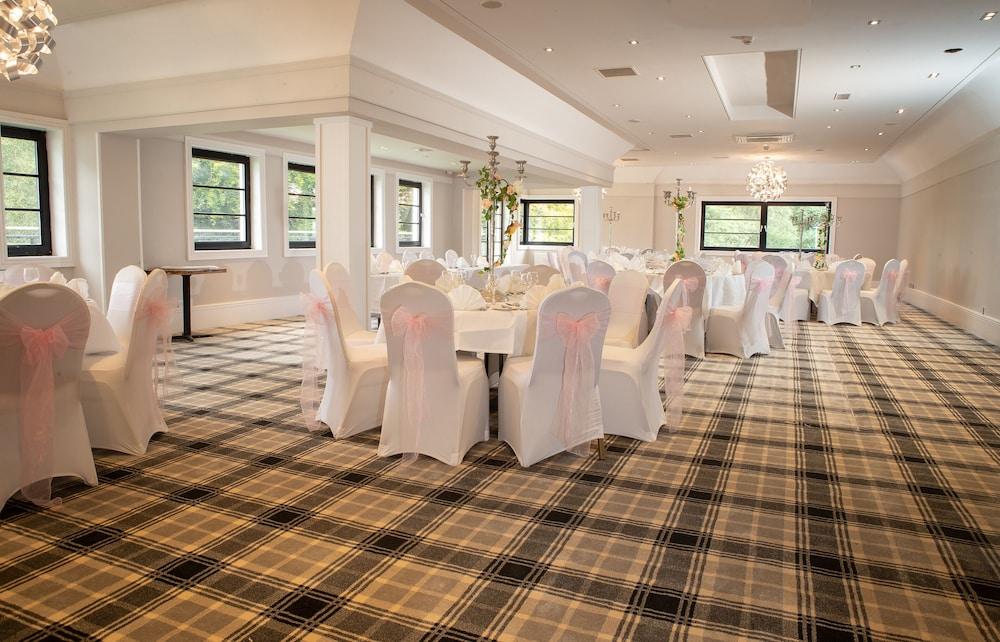 Crowwood Hotel And Alba Restaurant Chryston Exterior foto